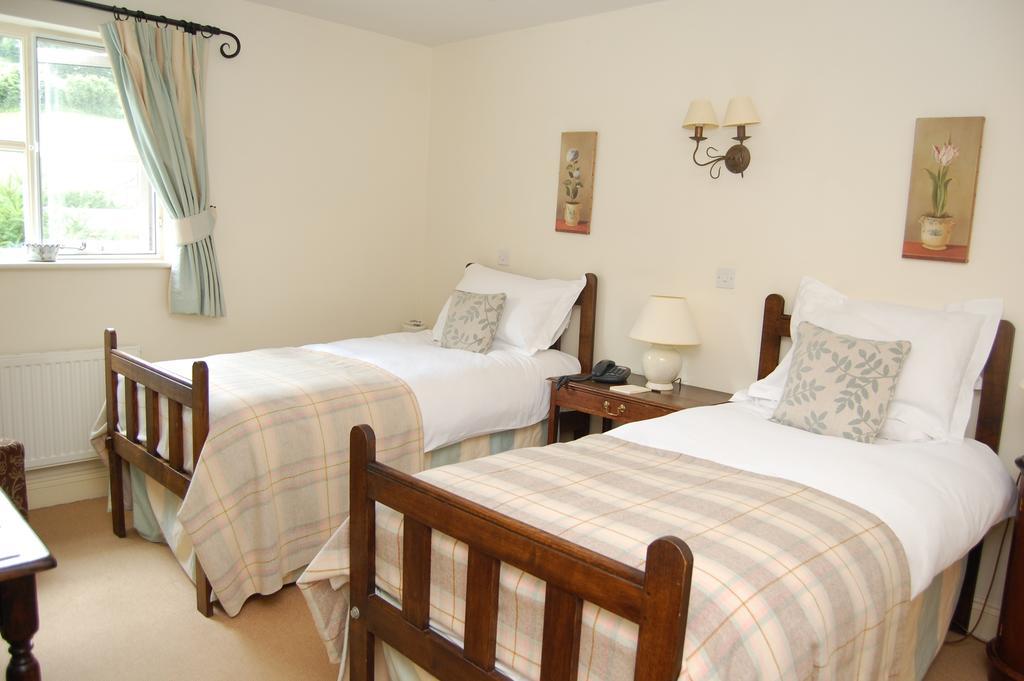 The Bell At Skenfrith Hotel Room photo